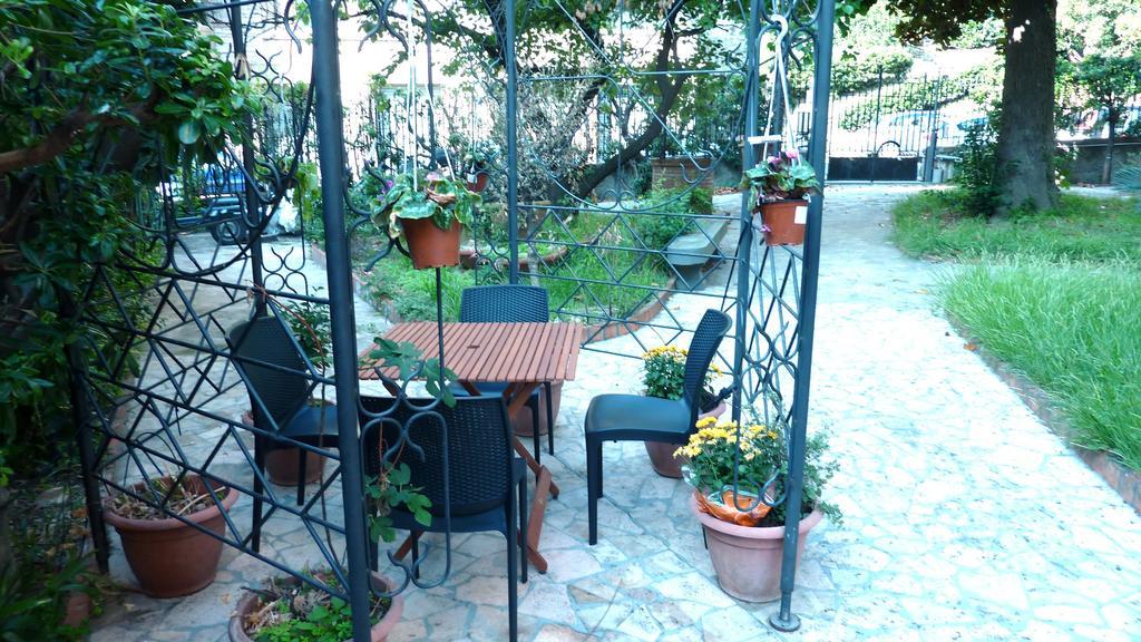 Appartement Un Giardino A Due Passi Dal Mare à La Spezia Chambre photo